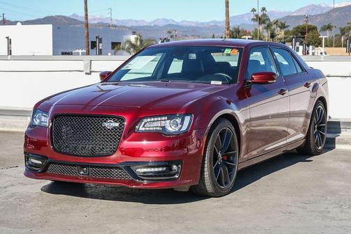 2023 Chrysler 300 C