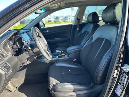 Ebony Black 2019 Kia Optima S