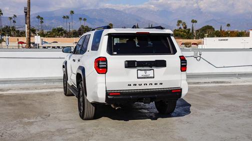 2025 Toyota 4Runner TRD Sport Premium