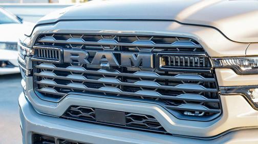 2025 RAM 2500 Big Horn Crew Cab 4x4 6'4' Box