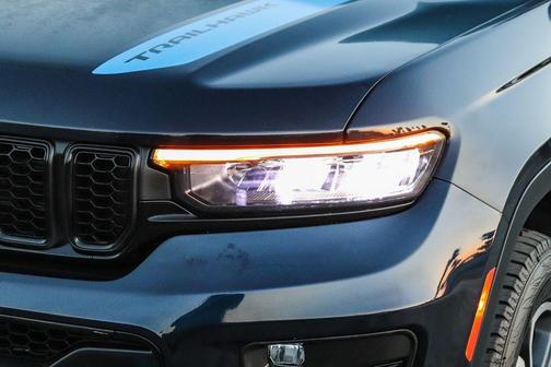 Midnight Sky 2024 Jeep Grand Cherokee 4xe Trailhawk