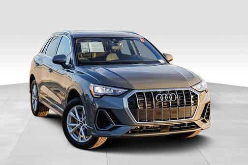 2022 Audi Q3 45 S line Premium