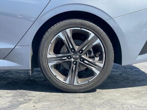 2021 Kia K5 EX