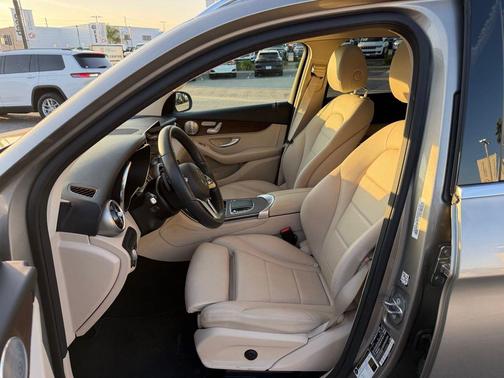 2020 Mercedes-Benz GLC 300 Base