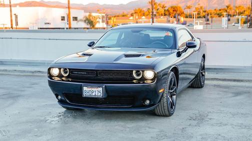 2018 Dodge Challenger SXT