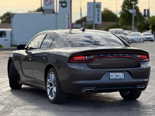 2021 Dodge Charger SXT