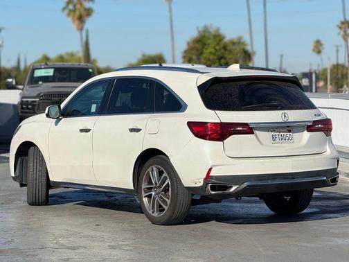 2018 Acura MDX 3.5L w/Advance Package