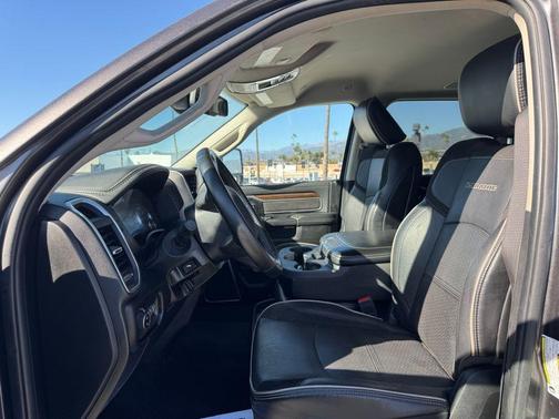 2024 RAM 2500 Laramie Crew Cab 4x4 6'4' Box