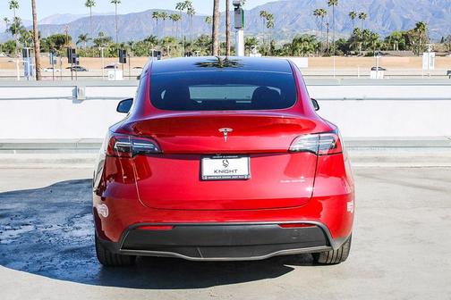 2024 Tesla Model Y Long Range Dual Motor All-Wheel Drive