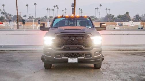 2026 RAM 3500 Laramie Crew Cab 4x4 8' Box