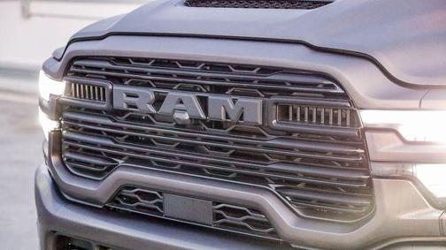 2026 RAM 3500 Laramie Crew Cab 4x4 8' Box