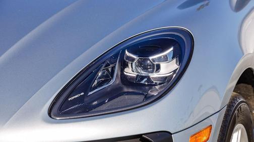 2020 Porsche Macan Base