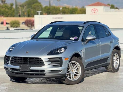 2020 Porsche Macan Base