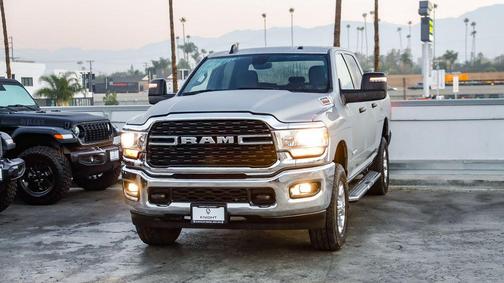 2024 RAM 2500 Big Horn Crew Cab 4x4 6'4' Box
