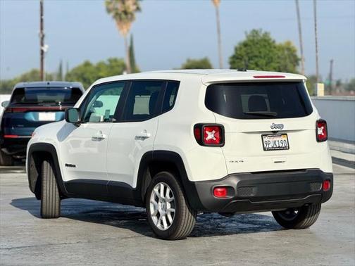2023 Jeep Renegade Latitude