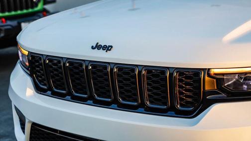 2025 Jeep Grand Cherokee Altitude