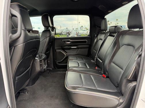 Bright White Clearcoat 2024 RAM 1500 Laramie