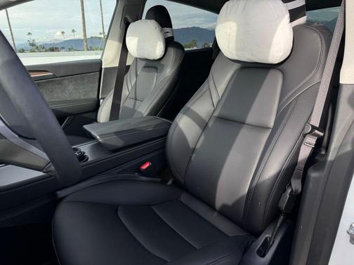 2024 Tesla Model Y Performance Dual Motor All-Wheel Drive