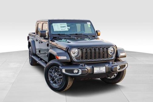 Black Clearcoat 2026 Jeep Gladiator Sport