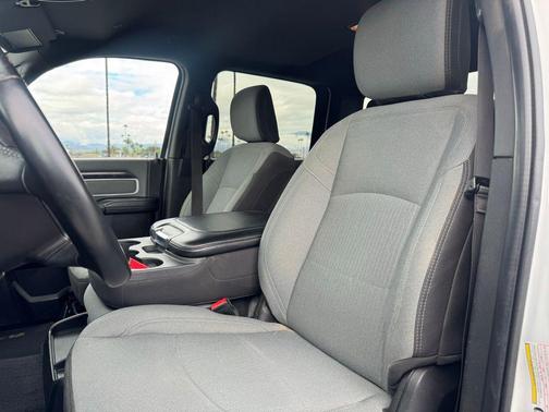2023 RAM 2500 Big Horn Crew Cab 4x4 6'4' Box