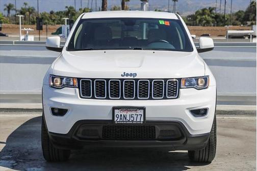 2022 Jeep Grand Cherokee Laredo