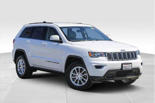 2022 Jeep Grand Cherokee Laredo