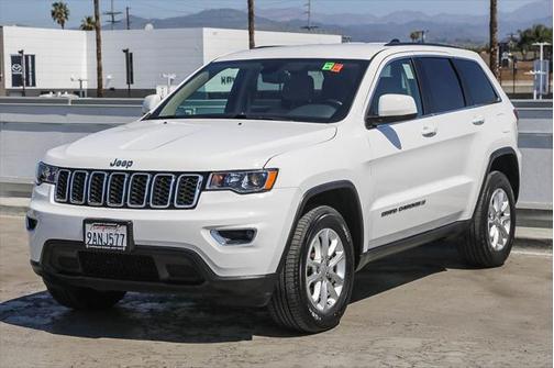 2022 Jeep Grand Cherokee Laredo