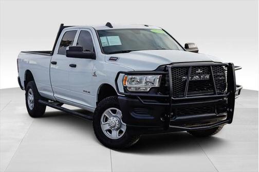 2022 RAM 2500 Tradesman Crew Cab 4x4 8' Box