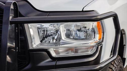 2022 RAM 2500 Tradesman Crew Cab 4x4 8' Box