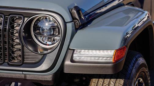 2025 Jeep Gladiator Sport S