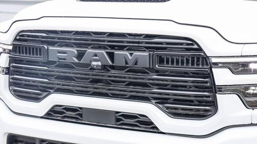 2025 RAM 3500 Laramie Crew Cab 4x4 8' Box