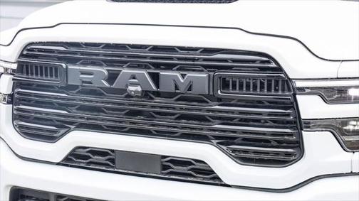 2025 RAM 3500 Laramie Crew Cab 4x4 8' Box
