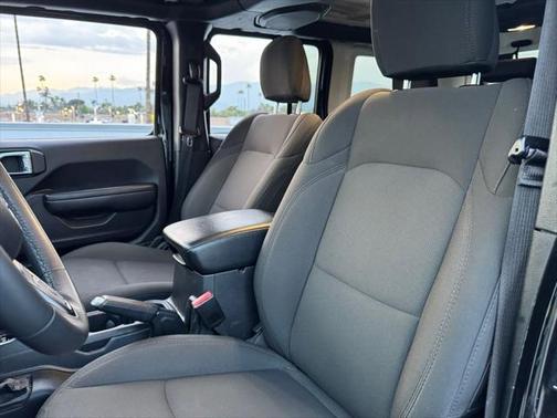 2023 Jeep Wrangler 4xe Willys