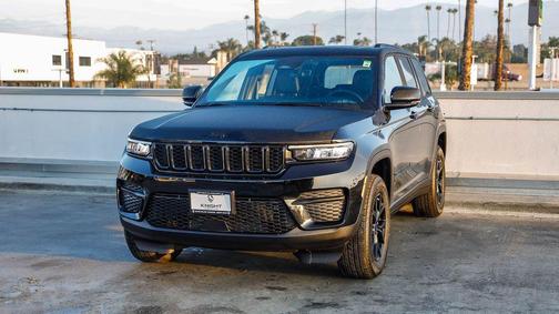 2025 Jeep Grand Cherokee Altitude