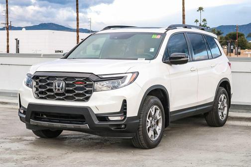 2023 Honda Passport AWD TrailSport
