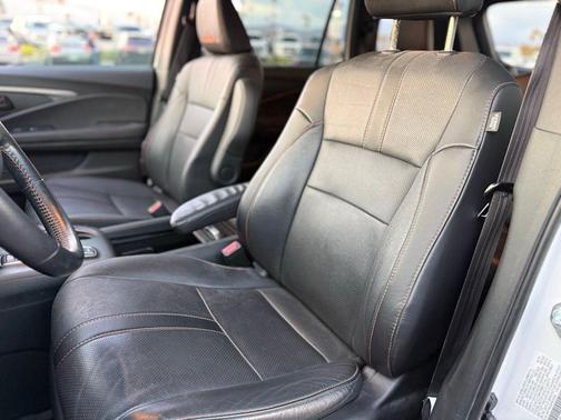 2023 Honda Passport AWD TrailSport