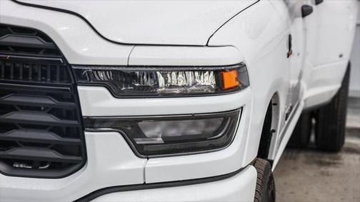 2025 RAM 3500 Big Horn Crew Cab 4x4 8' Box