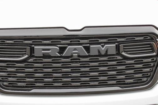 Bright White Clearcoat 2026 RAM 1500 Big Horn/Lone Star