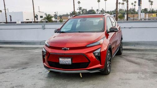 Cherry Red Tintcoat 2022 Chevrolet Bolt EUV FWD Premier