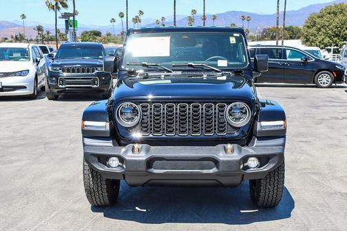 Black Clearcoat 2026 Jeep Wrangler 85th Anniversary
