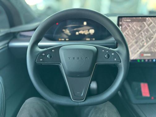 2024 Tesla Model X Long Range