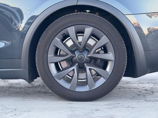2024 Tesla Model X Long Range