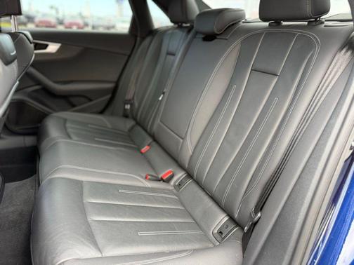 2021 Audi A4 45 S line Premium Plus