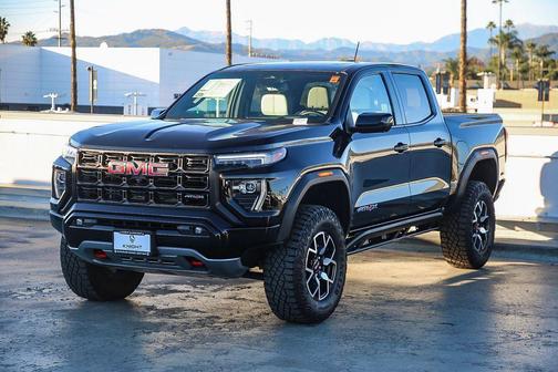 2023 GMC Canyon AT4X