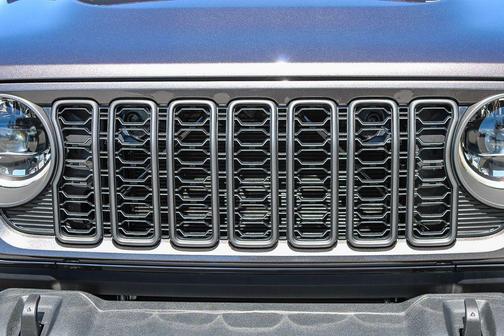 Granite Crystal Metallic Clearcoat 2026 Jeep Wrangler Sport S