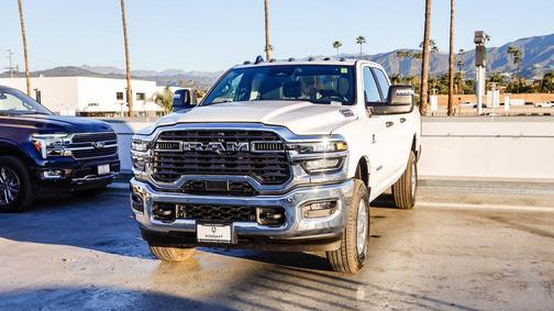 2026 RAM 3500 Big Horn Crew Cab 4x4 6'4' Box