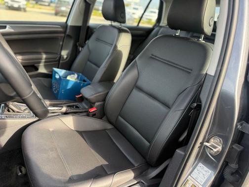 2021 Volkswagen Golf 1.4T TSI