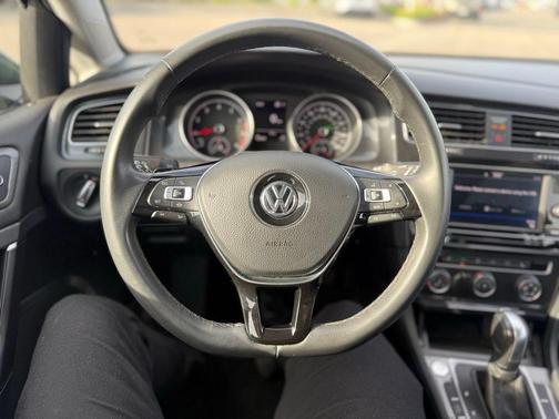 2021 Volkswagen Golf 1.4T TSI