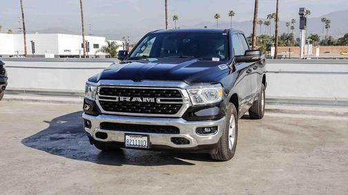 Diamond Black Crystal Pearlcoat 2023 RAM 1500 Big Horn/Lone Star