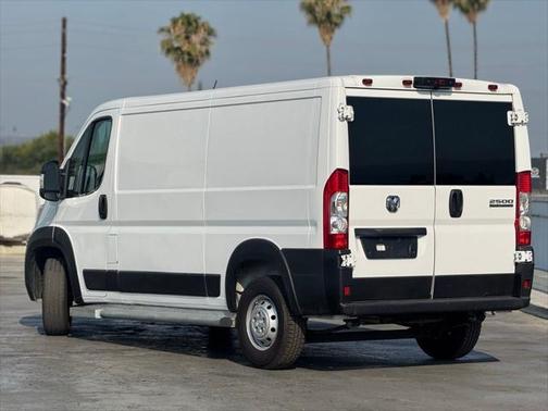 2023 RAM ProMaster 2500 Base